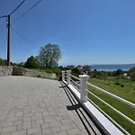 Hill Apartament
