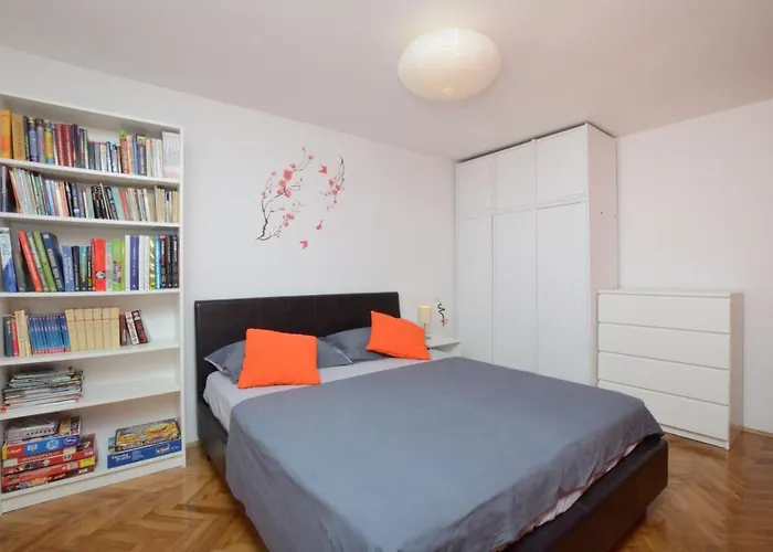 Hill Apartman *